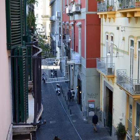 Poerio 98 Naples