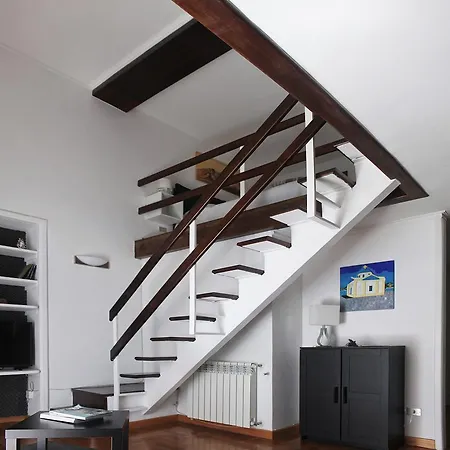 Apartment Poerio 98 *