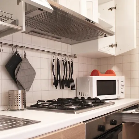 Poerio 98 Apartment Naples
