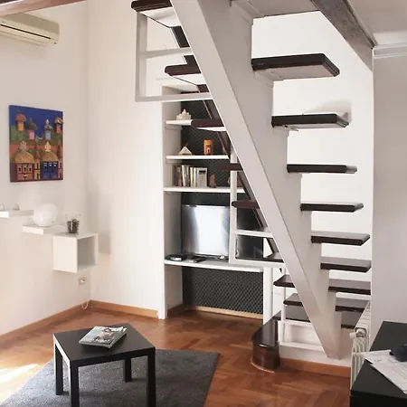 Apartment Poerio 98 *